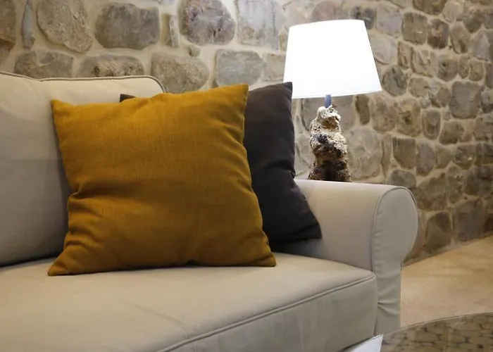 La Huertona De - Grupo Valdhaya Homes * Caviedes